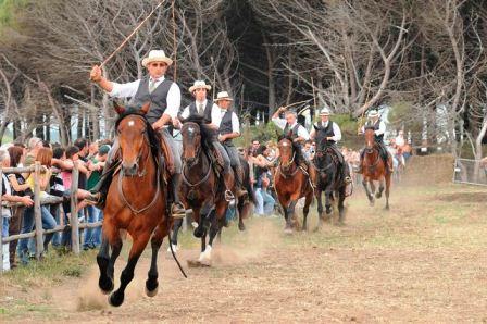 Cavalieri in Giosta durante spettacolo cavalli del Game Fair