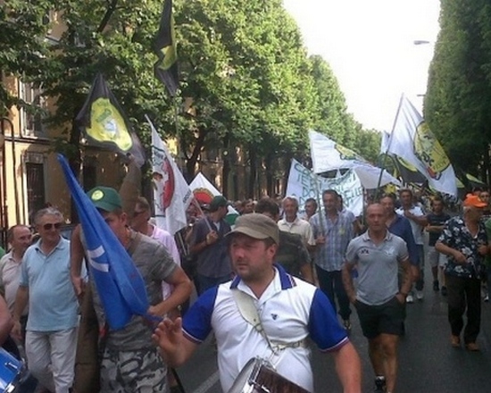 Manifestazione Cacciatori a Brescia