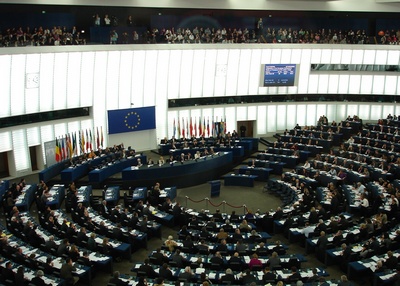 Parlamento Europeo armi