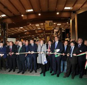 EXA - Inaugurazione - Taglio del Nastro EXA - Inaugurazione - Taglio del Nastro