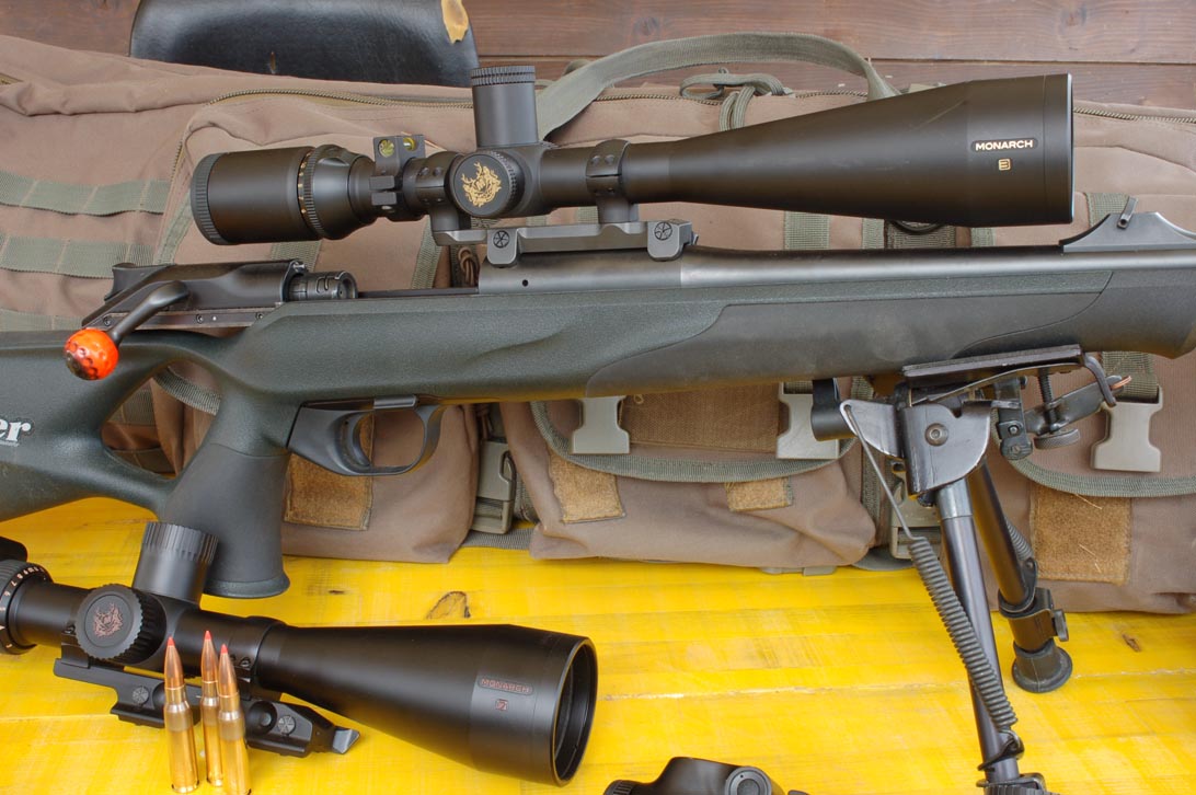 blaser r8 e bipede harris blaser r8 con bipede harris