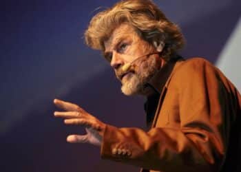 Emergenza lupi, Reinhold Messner: “Anche la pecora ha il diritto di vivere”