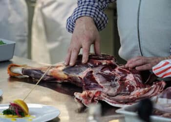 Coldiretti: “L’UE continua a demonizzare carni e salumi”