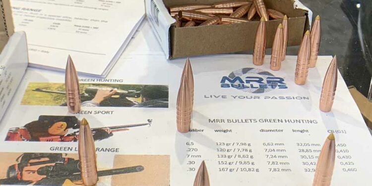 IWA 2022 – Alcuni scatti dai padiglioni espositivi..