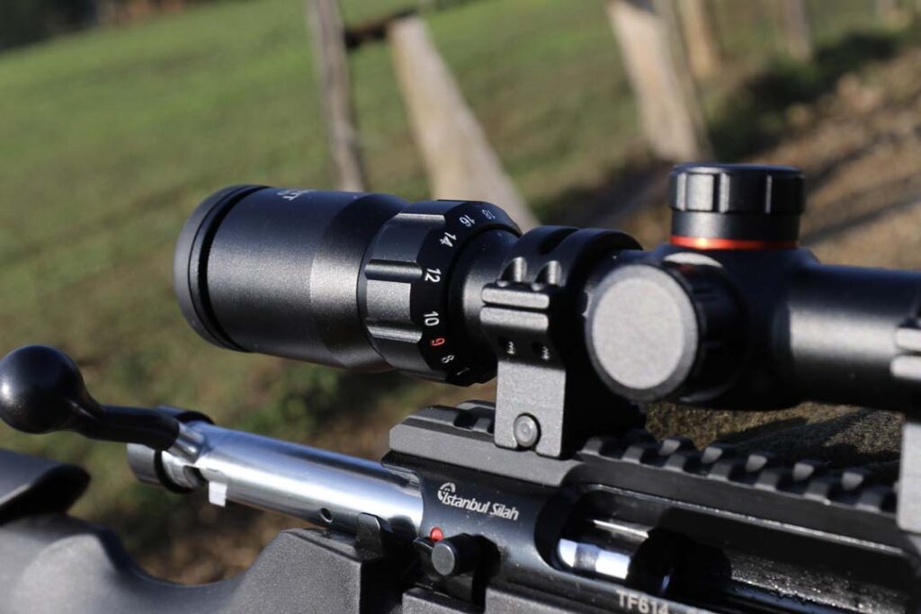 Simmons Optics 8-Point 6-18x50