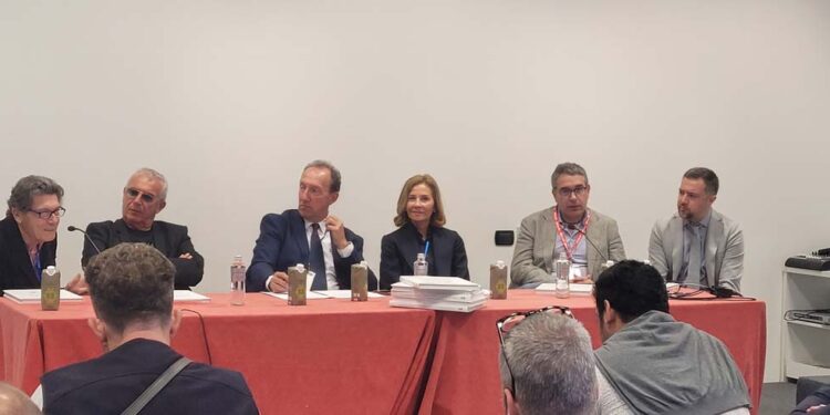 CACCIA VILLAGE 2023: 34 mila visitatori in tre giorni hanno trasformato l’Umbria in capitale del mondo venatorio.