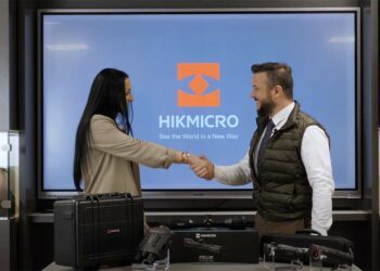 HIKMICRO ha la sua nuova testimonial, è Carlotta Manzotti