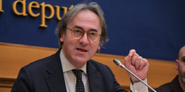 La nuova crociata di Angelo Bonelli contro la caccia: “Serve un referendum per abolirla”