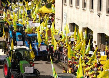 Cinghiali, SOS coltivazioni: migliaia di agricoltori in piazza