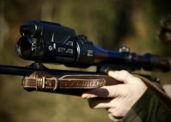 Guide TB630. Compattissimo clip-on