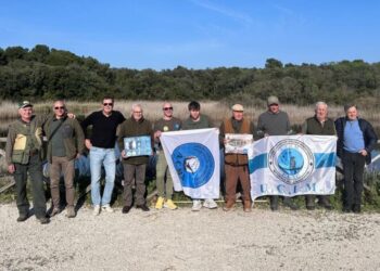 Baia di Portonovo (Ancona), installati nidi artificiali e cassette nido