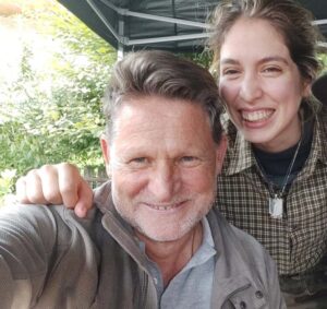 L'autrice in compagnia di suo papà durante una giornata di caccia L'autrice in compagnia di suo papà durante una giornata di caccia