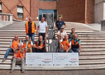 I cinghialai bresciani donano 11mila euro al reparto di Pediatria degli Spedali Civili