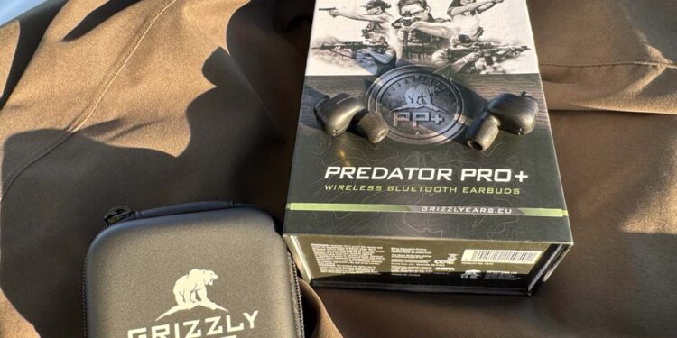 Predator Pro+ Grizzly Ears: un pacchetto pronto all’uso per vivere la caccia e il tiro in sicurezza, senza rinunciare alla connessione Bluetooth e a un suono di qualità superiore.