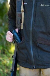 Compatto e bilanciato, il Lynx 3.0 scompare nella tasca della giacca: sempre pronto, mai d’ingombro.