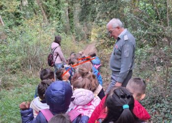 Toscana, i cacciatori accompagnano una scolaresca sulle colline di Pontassieve
