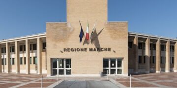 La Regione Marche avvia il piano di controllo e monitoraggio del lupo