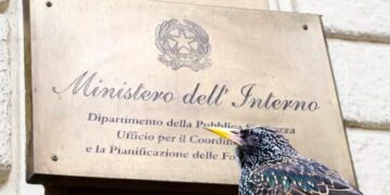 Gli storni stanno facendo impazzire anche il Ministero dell’Interno