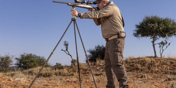 Stick da caccia e bastoni da tiro: guida ai migliori supporti per una mira stabile