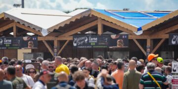 A Caccia Village si mangia selvaggio con la nuova area food