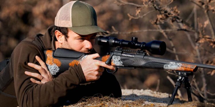 La nuova carabina di Franchi Special hunt Élite vibe ha una particolare finitura verniciatura Splash sul calcio.