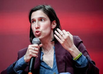 Elly Schlein: “Il ddl caccia è incostituzionale, illegale e antiscientifico”
