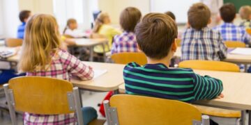 Video di animali uccisi in una scuola elementare: è bufera per la lezione shock degli attivisti vegani