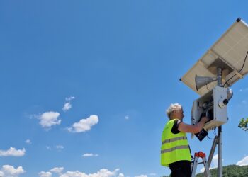 Nel Perugino si riproducono i suoni della caccia per allontanare i selvatici dalla strada