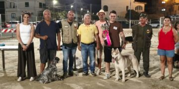 A Strongoli (KR) il gran cuore dei cacciatori: il ricavato dell’esposizione canina devoluto alla lotta contro i tumori
