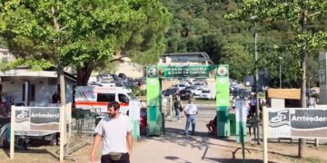 Il caldo non ferma gli appassionati: a Sarnico successo per la 69ª Fiera degli Uccelli